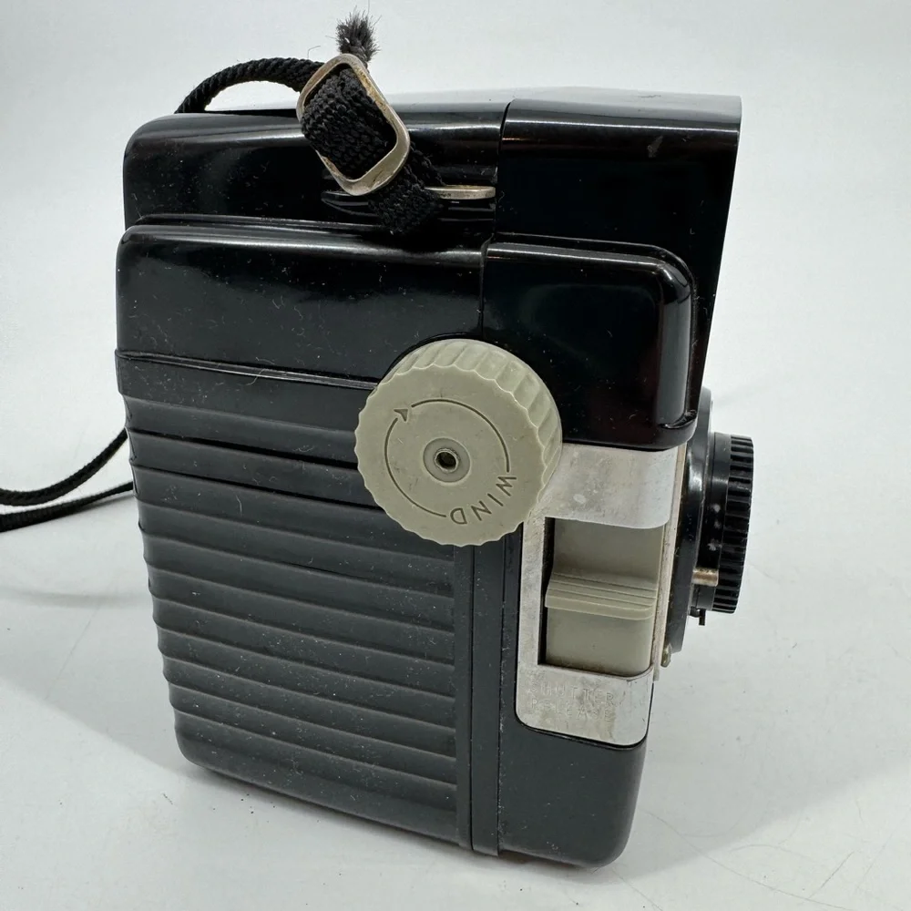 Vintage Kodak Brownie Bull’s-Eye Camera Mid-Century Film Camera Retro‎ Decor